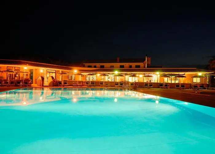 Villaggio Turistico La Cecinella