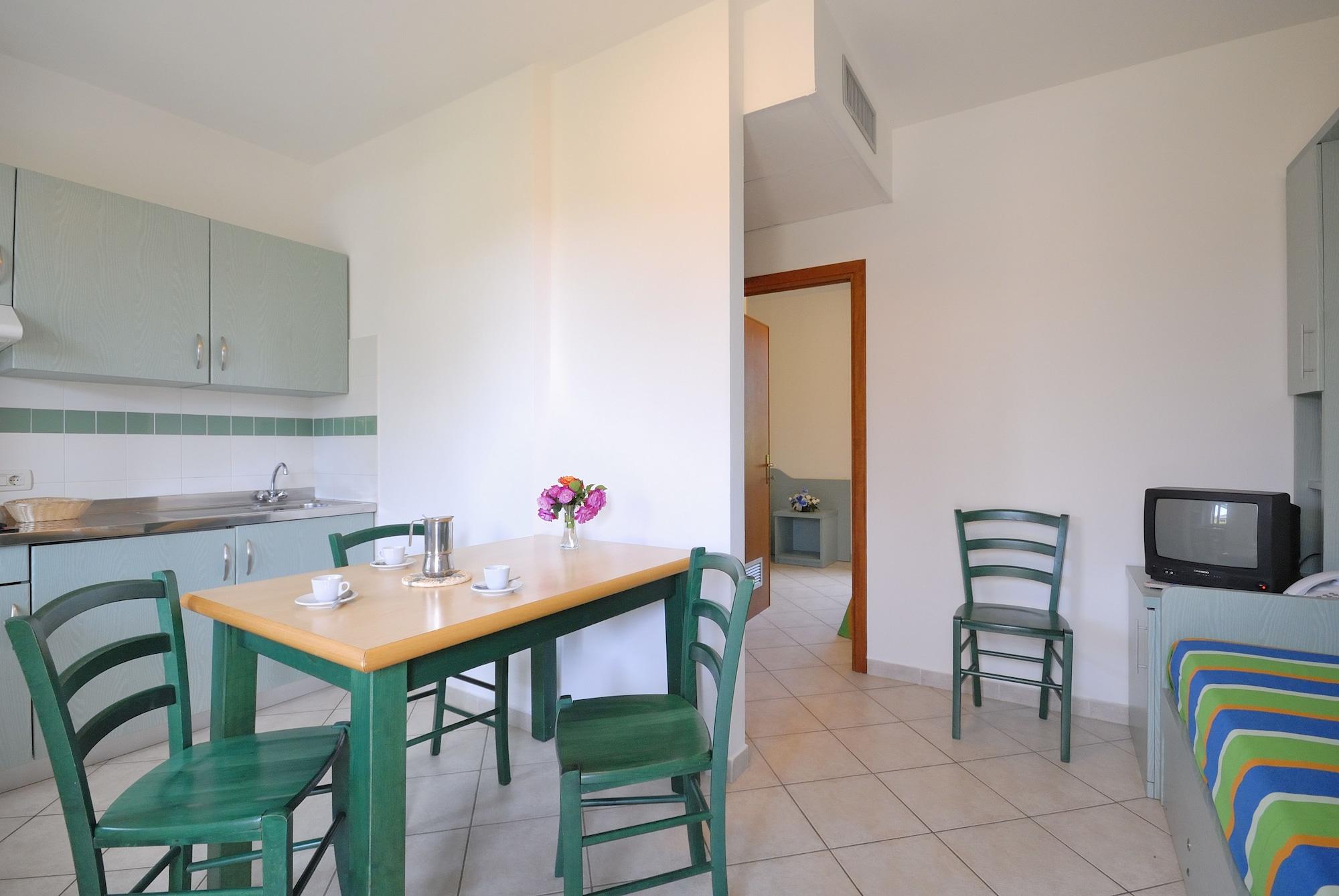Vakantiepark Villaggio Turistico La Cecinella 3*